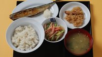 【女子刑務官OG座談会 後編】ムショ飯が美味しいなんて都市伝説？