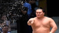 前人未踏！横綱.白鵬40Vで見せた「男らしさ」を沖田臥竜が解説